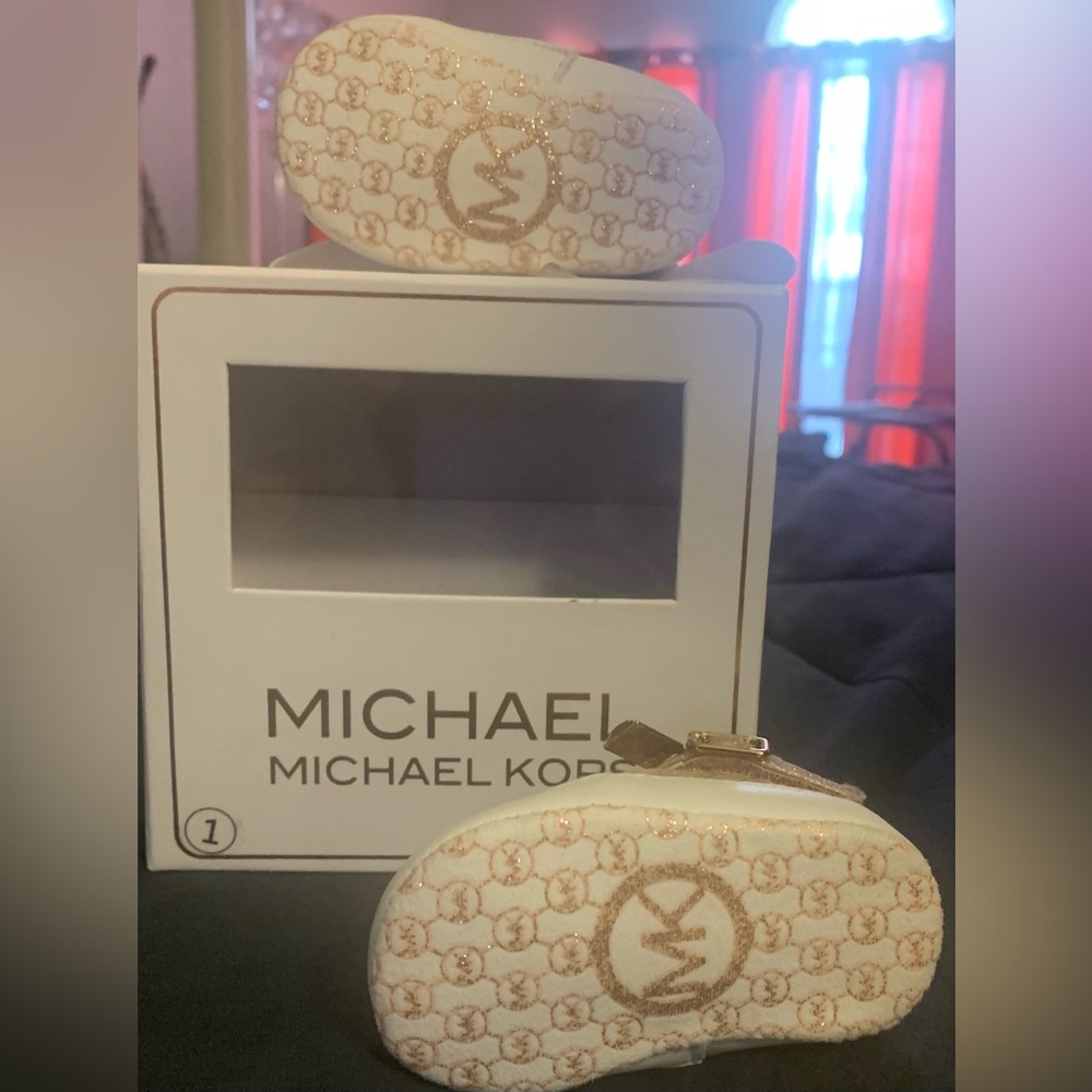 Baby Michael Kors little boots